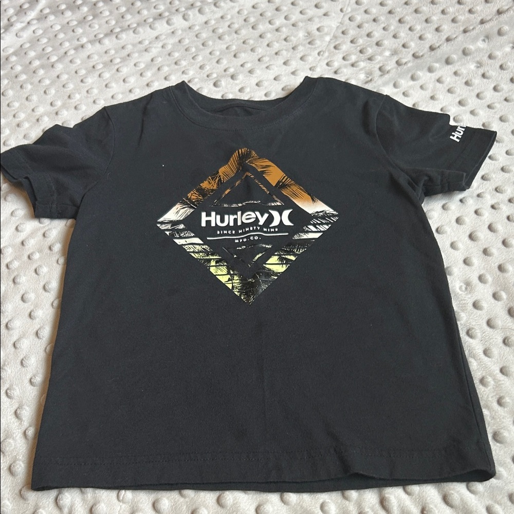 Hurley Kids Black and Gold Graphic Tee